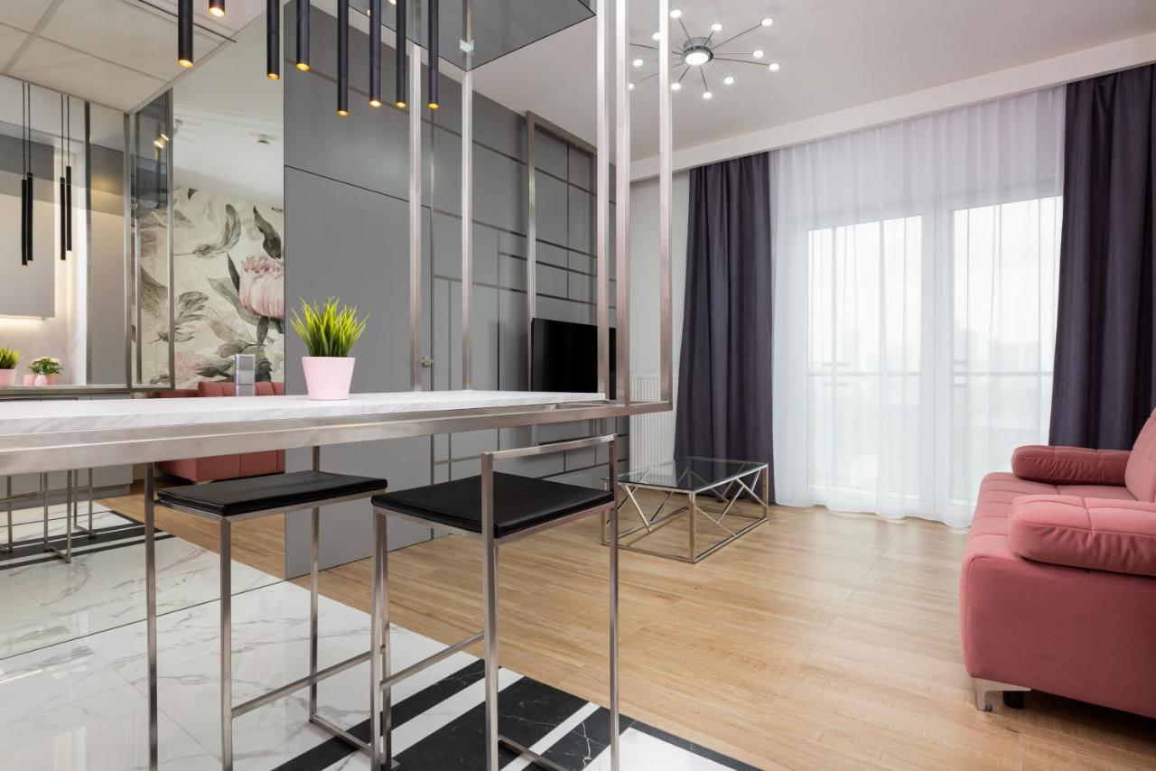 Premium Apartments Business Center By Renters Prestige Varşovia Cameră foto