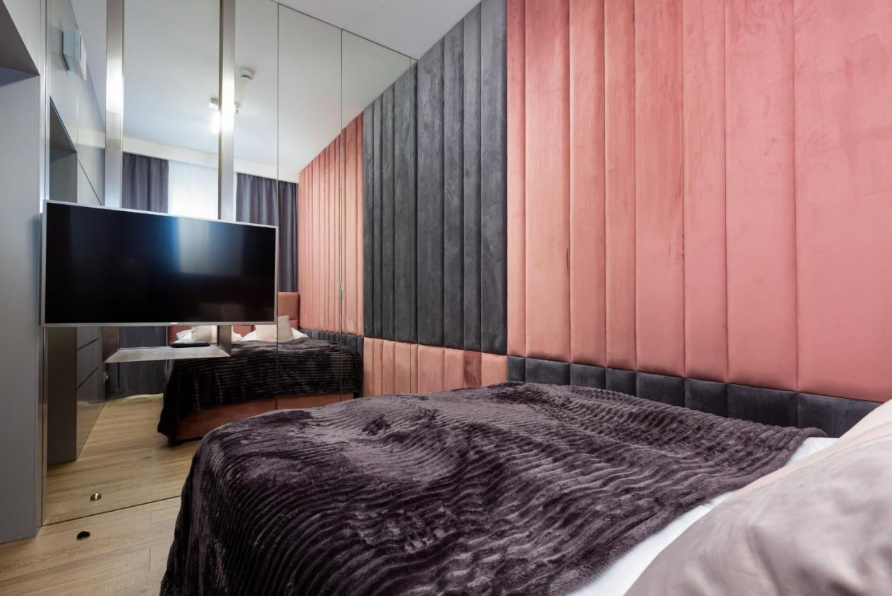 Premium Apartments Business Center By Renters Prestige Varşovia Exterior foto